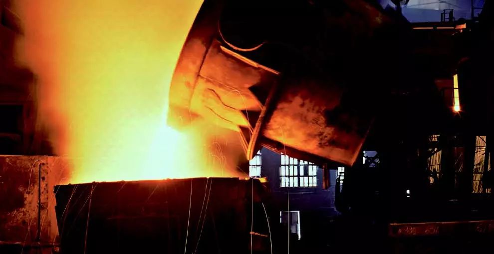 煉鋼廠鋼包的使用壽命有限，如何實(shí)時(shí)監(jiān)測并實(shí)現(xiàn)預(yù)測性維護(hù)？