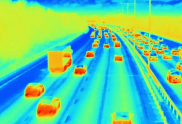 紅外熱像儀結合機器學習助力自動駕駛安全，或是未來發展方向之一