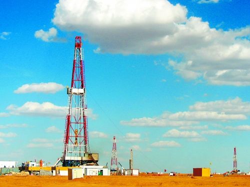 內蒙古華北油田全天候監控項目案例