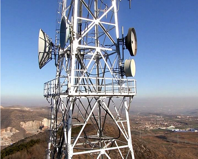 從人工瞭望森林火情到電腦監控，縣林業局林火預警系統投入使用