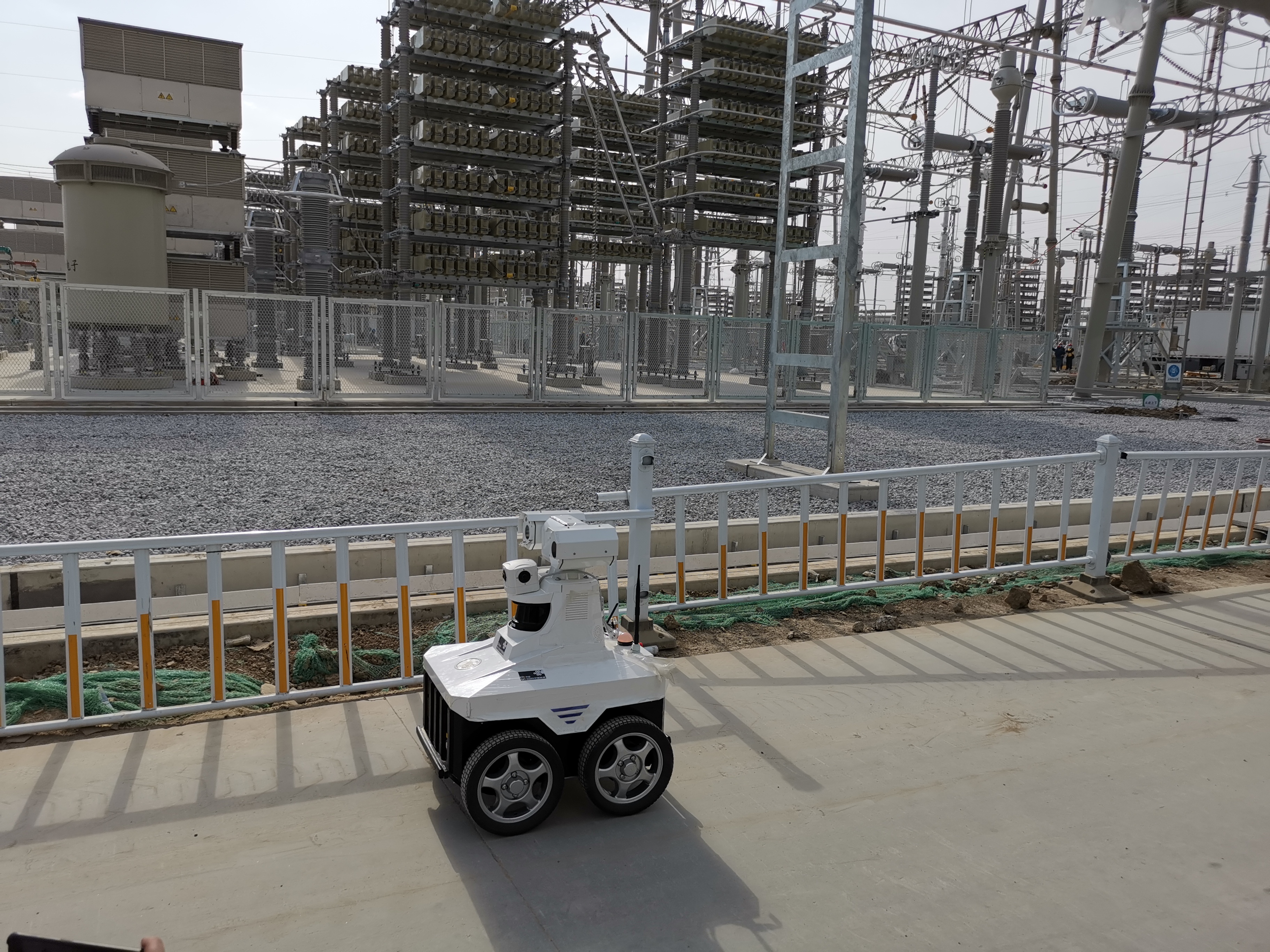 變電站采用5G電力巡檢機器人有哪些優勢