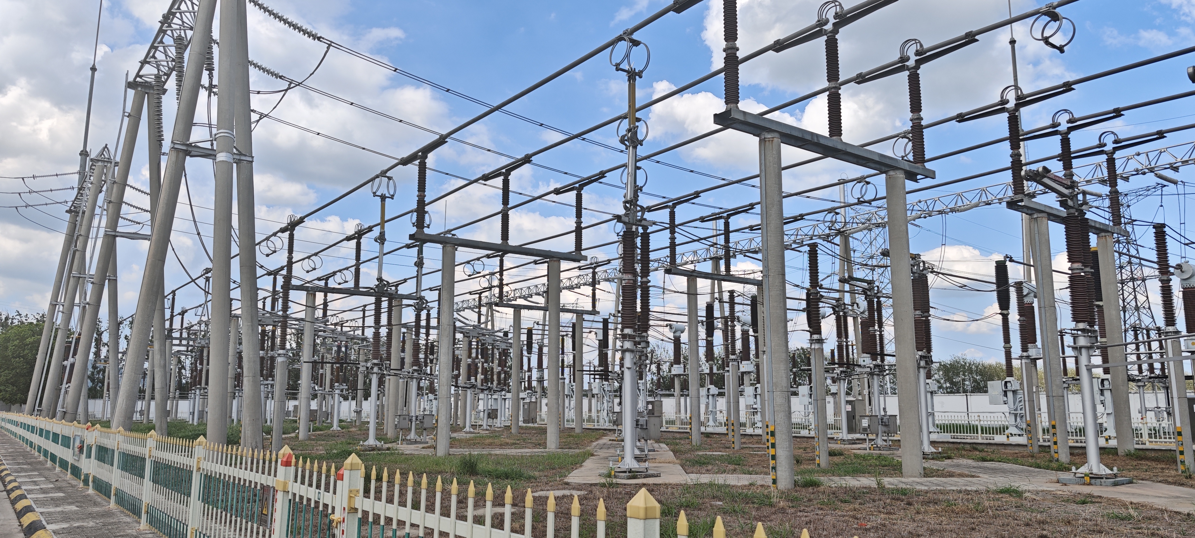 揭秘華瑞通HRC - P50：如何憑借雙光譜熱成像，守護變電站周界監控